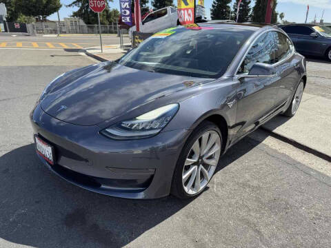 2018 Tesla Model 3 Performance
