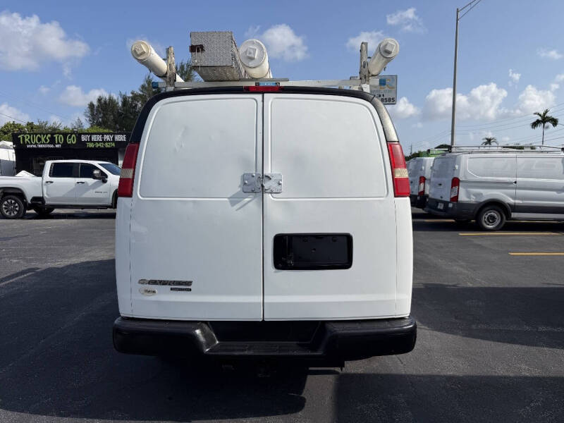 2015 Chevrolet Express 2500