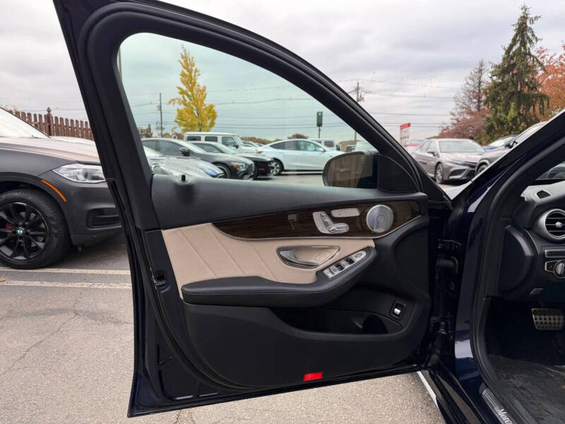 2019 Mercedes-Benz C-Class C 300