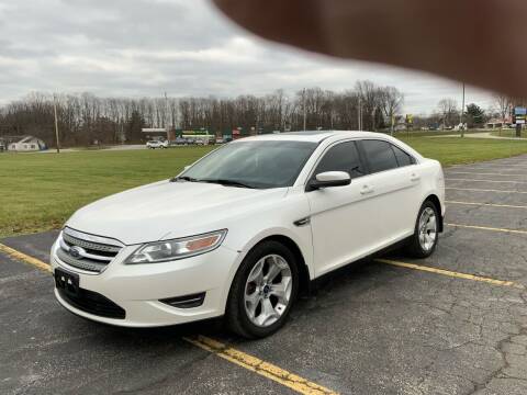 2010 Ford Taurus for sale at Car Connection in Painesville OH