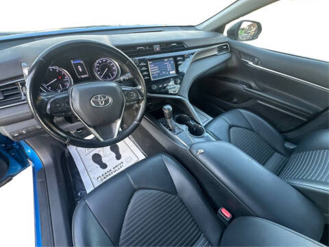 2019 Toyota Camry SE