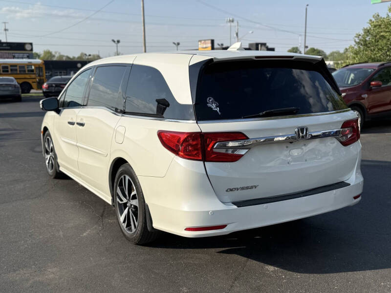 2019 Honda Odyssey Elite