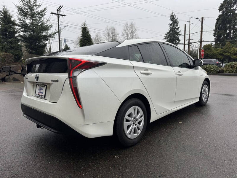 2017 Toyota Prius
