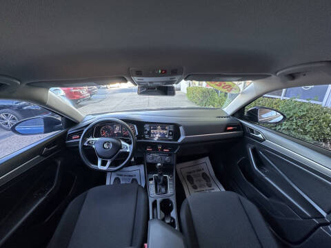 2020 Volkswagen Jetta R-Line