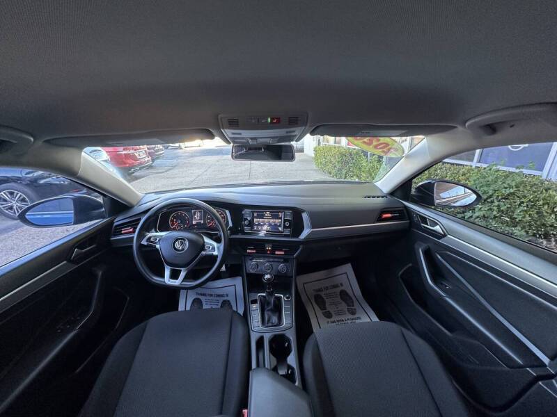 2020 Volkswagen Jetta R-Line