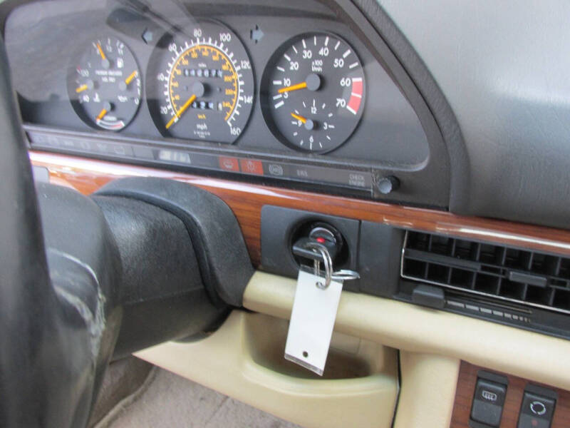 1990 Mercedes-Benz 420-Class 420 SEL