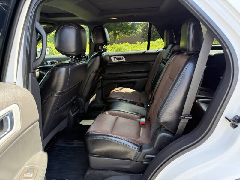 2011 Ford Explorer Limited