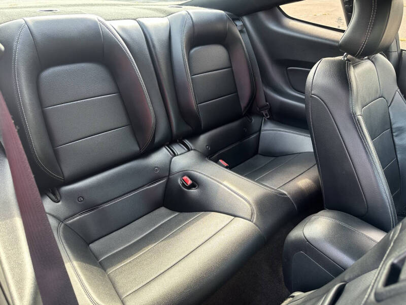 2016 Ford Mustang EcoBoost Premium