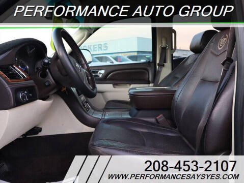 2013 Cadillac Escalade Platinum Edition