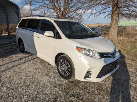 2019 Toyota Sienna for sale at Halstead Motors LLC in Halstead KS