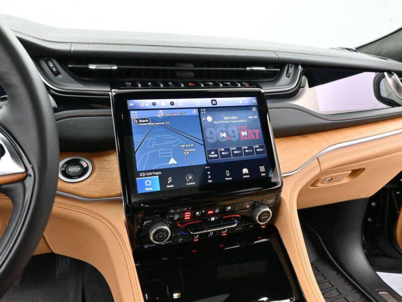 2023 Jeep Grand Cherokee Summit Reserve