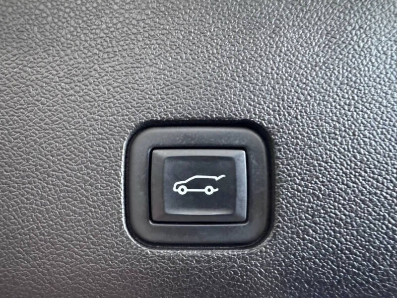 2023 Cadillac XT6 Sport