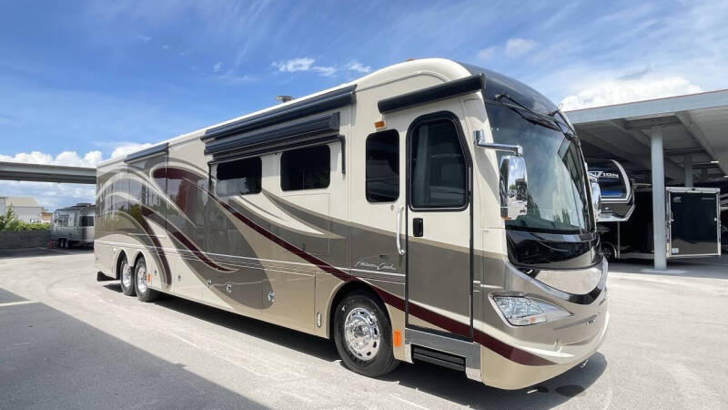 2013 Freightliner XCM Chassis