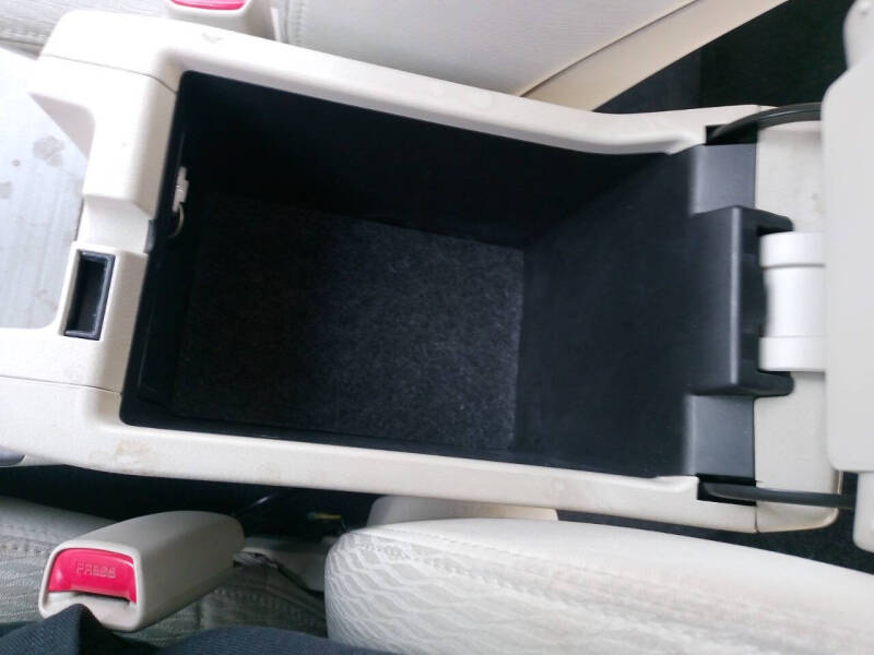 2011 Subaru Legacy 2.5i Premium