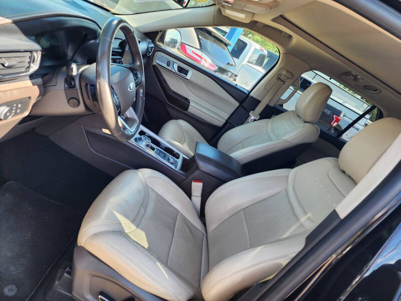 2020 Ford Explorer Platinum