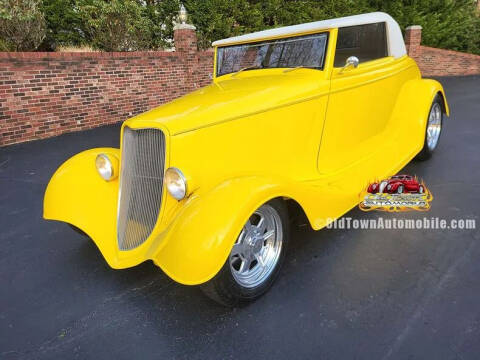 1933 Ford Cabriolet 