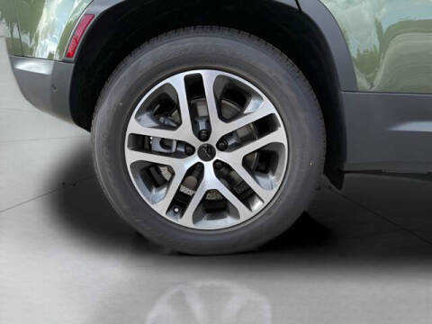 2026 Land Rover Defender 110 P300 S