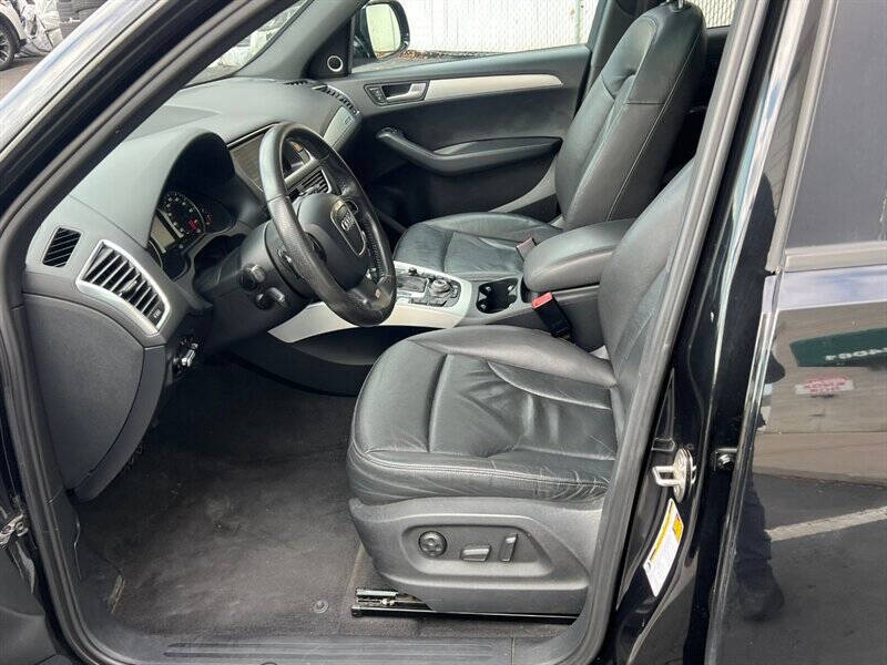 2012 Audi Q5 3.2 quattro Premium Plus