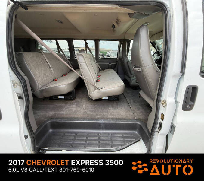 2017 Chevrolet Express LT 3500