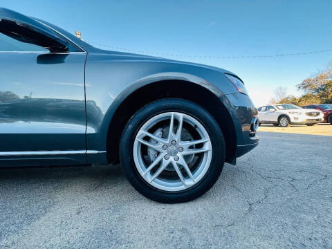 2017 Audi Q5 2.0T quattro Premium Plus