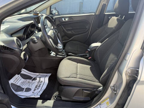 2015 Ford Fiesta SE