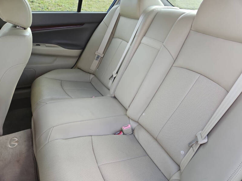 2009 Infiniti G37 Sedan x