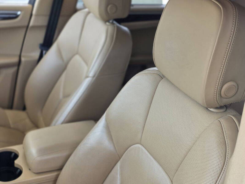 2016 Porsche Macan S