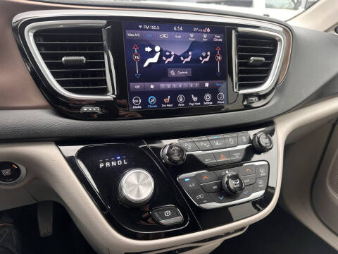 2019 Chrysler Pacifica Touring L Plus