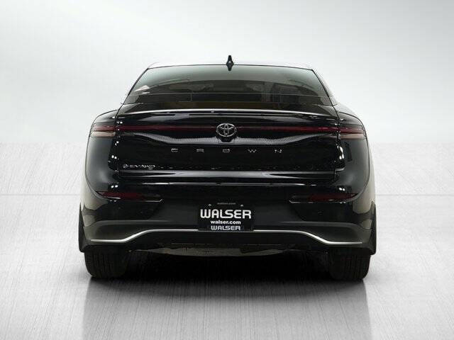 2025 Toyota Crown XLE