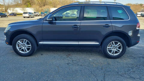 2008 Volkswagen Touareg 2 for sale at We've Got A lot in Gaffney SC