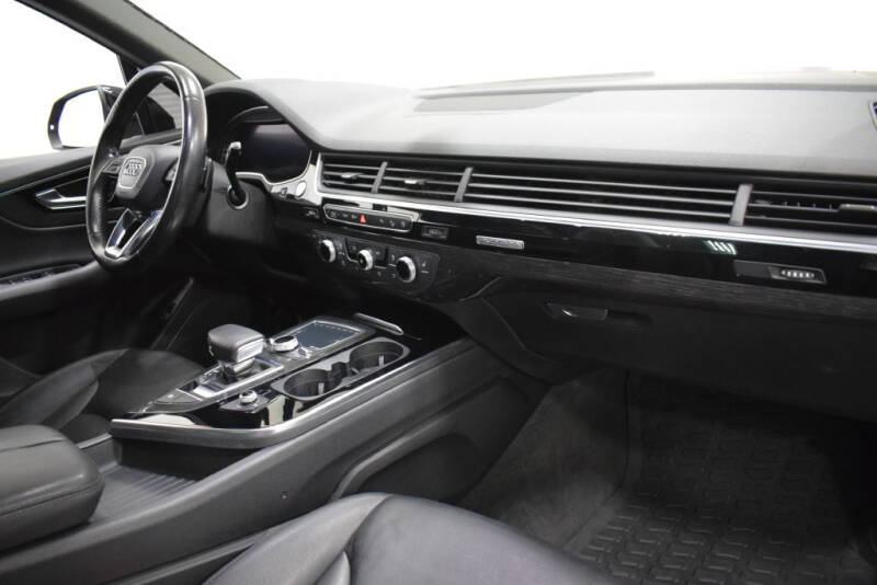 2017 Audi Q7 3.0T quattro Premium Plus