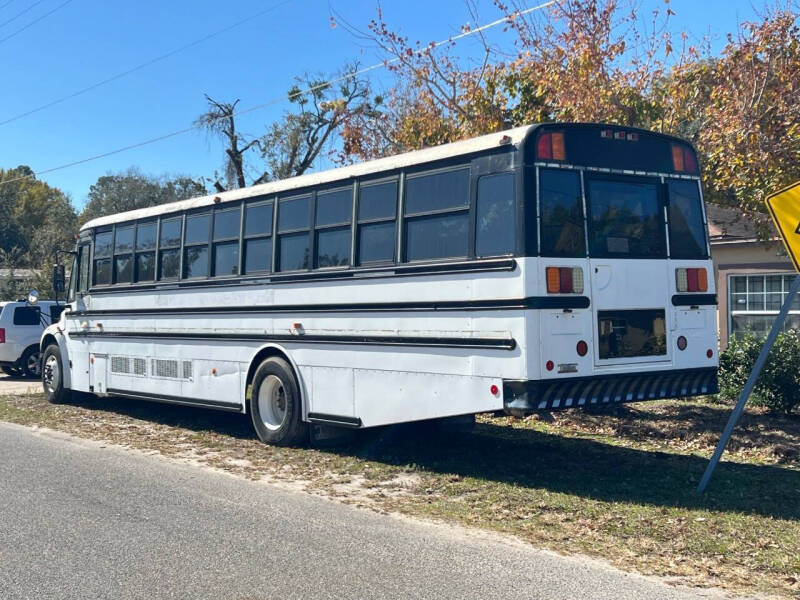 2008 Freightliner B2 Chassis