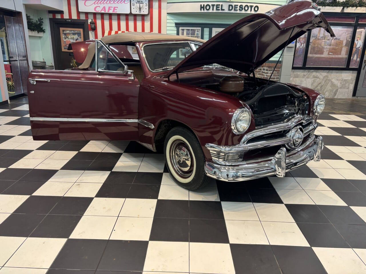 1950 Ford Custom 20