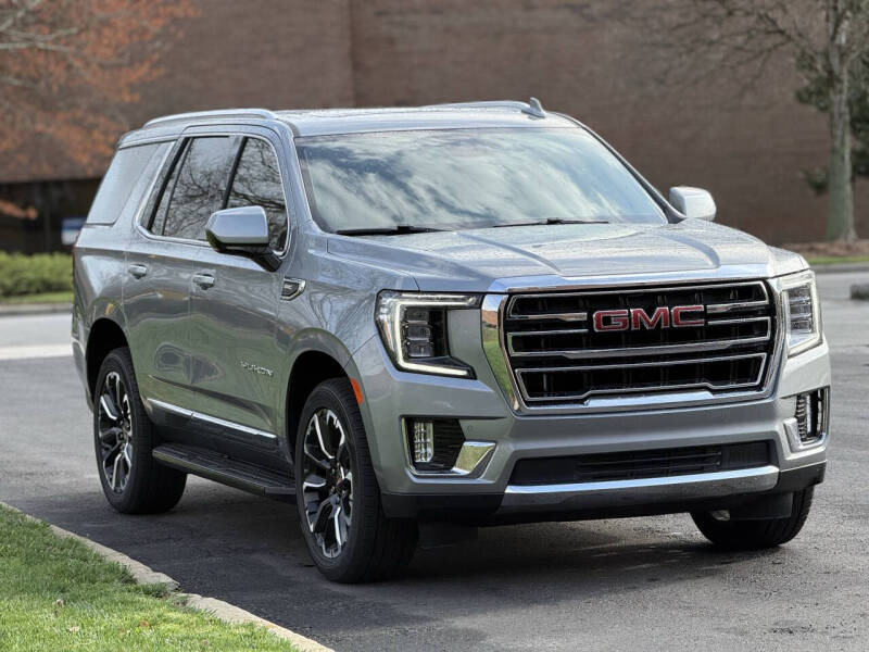 2023 GMC Yukon SLT