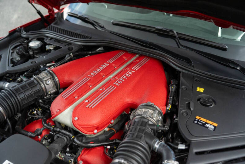 2023 Ferrari 812 Competizione