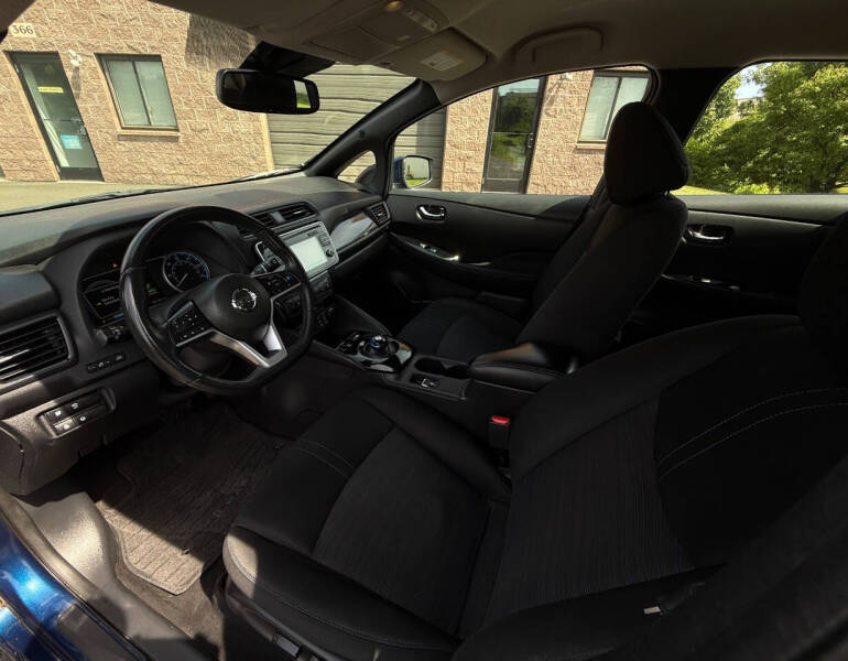 2018 Nissan LEAF SV