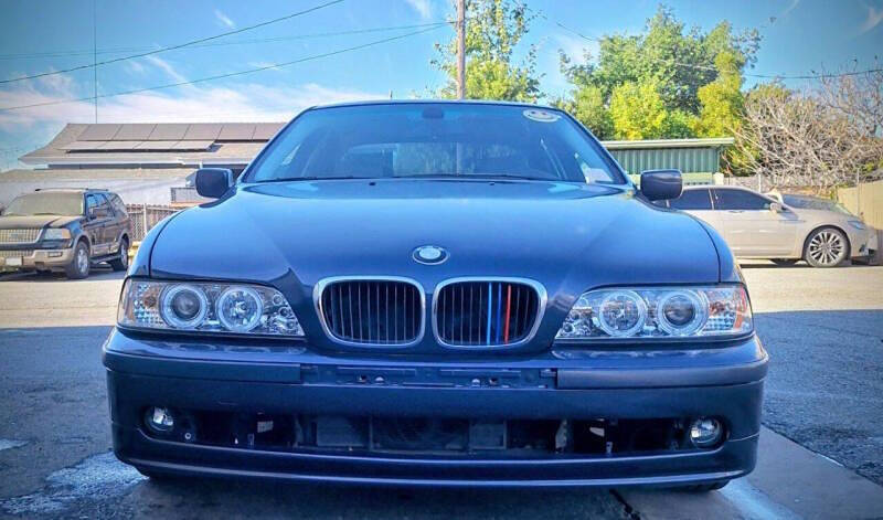 2002 BMW 5 Series 530i