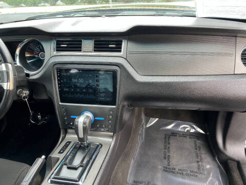 2014 Ford Mustang V6