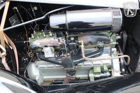 1934 Packard 1100