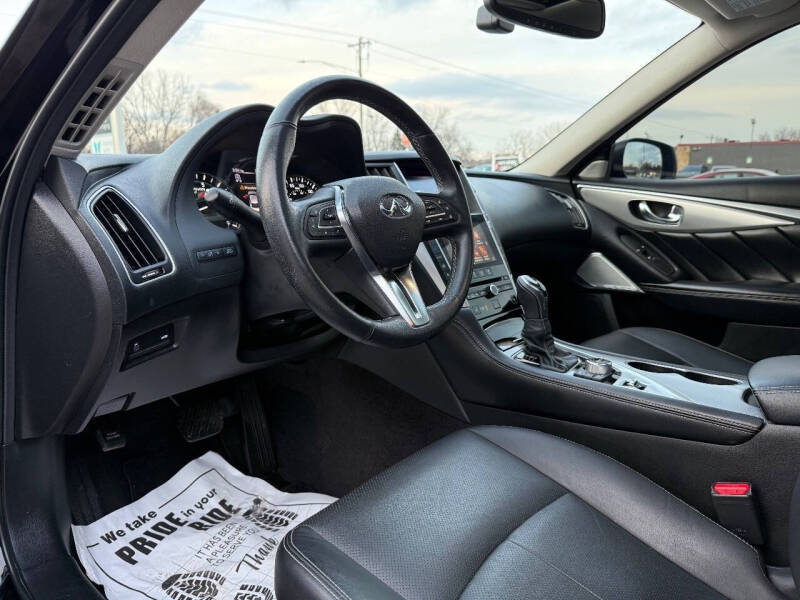 2021 Infiniti Q50 Luxe