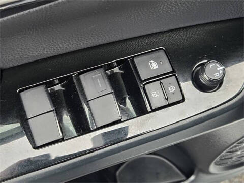 2022 Toyota Prius Prime XLE