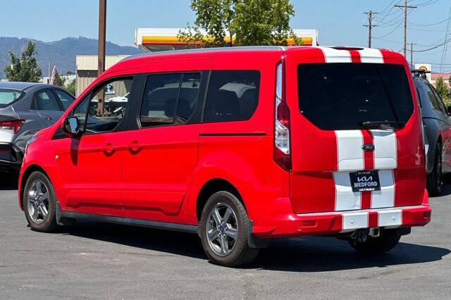 2022 Ford Transit Connect Titanium