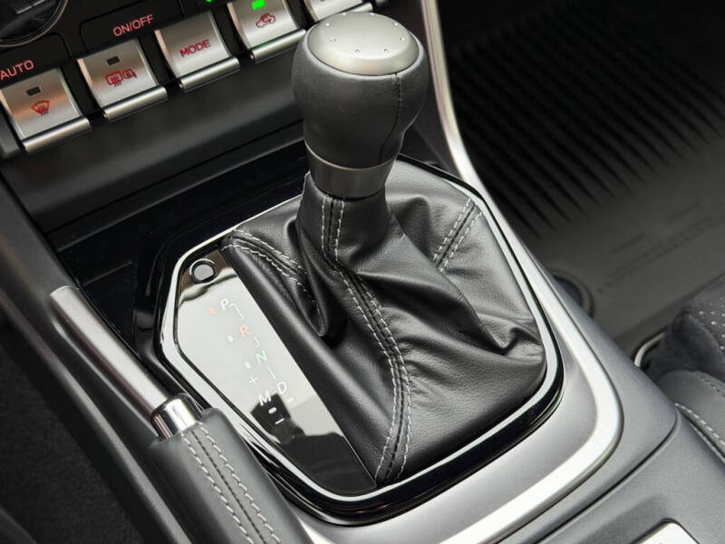 2025 Toyota GR86 Premium