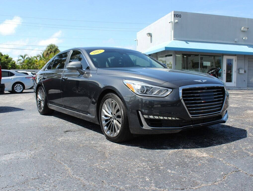 2017 Genesis G90 Sedan - $29,995