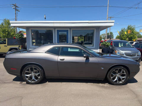 2015 Dodge Challenger SXT