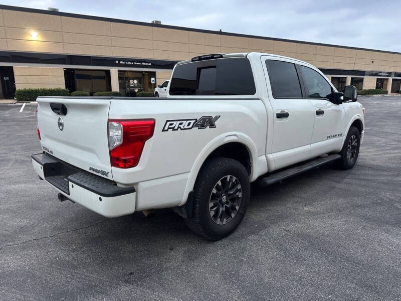 2018 Nissan Titan SV
