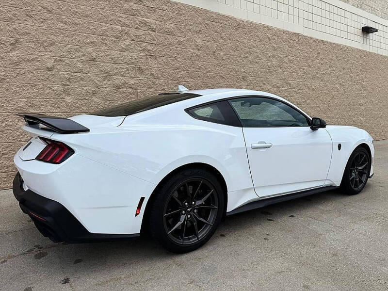 2024 Ford Mustang Dark Horse