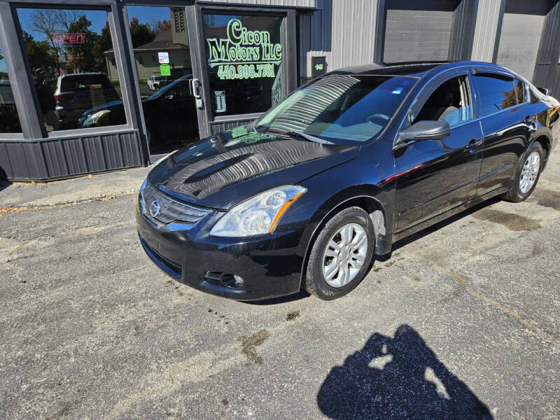 2010 Nissan Altima S's photo