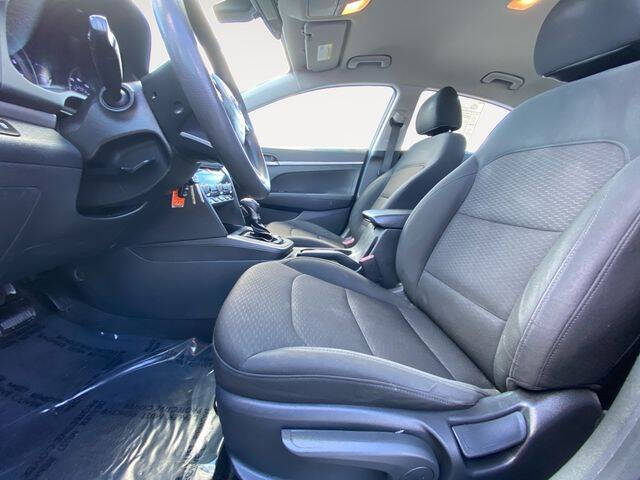 2020 Hyundai Elantra