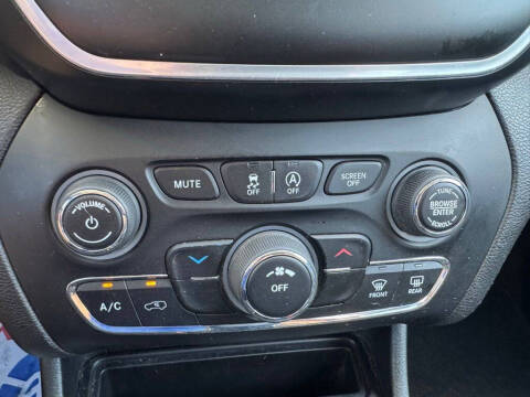 2021 Jeep Cherokee Altitude